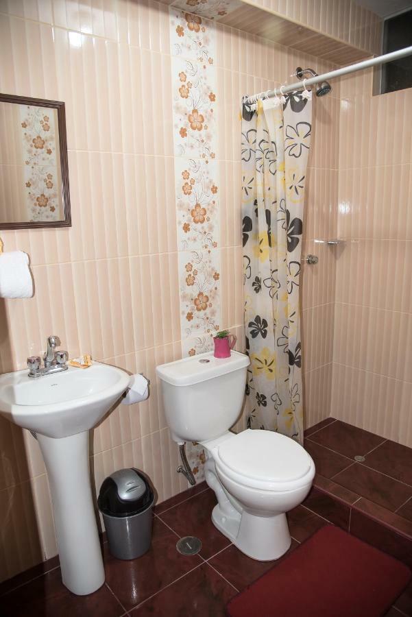 Hostal Milagros Inn - Samary Inn Puno Eksteriør billede